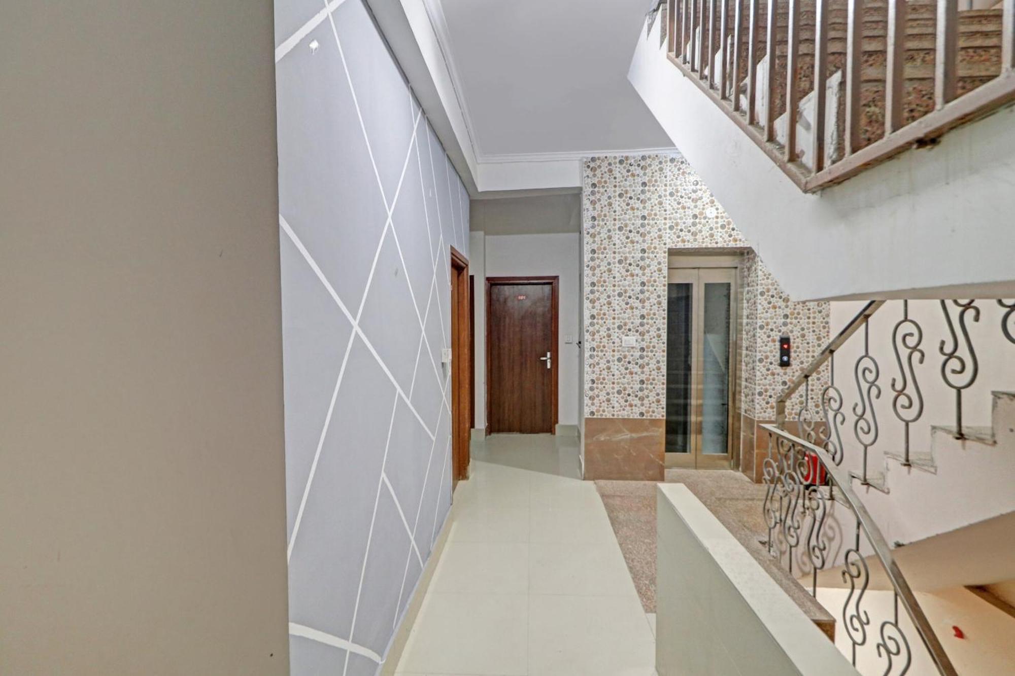 Hotel O Star Ki Nové Dillí Exteriér fotografie