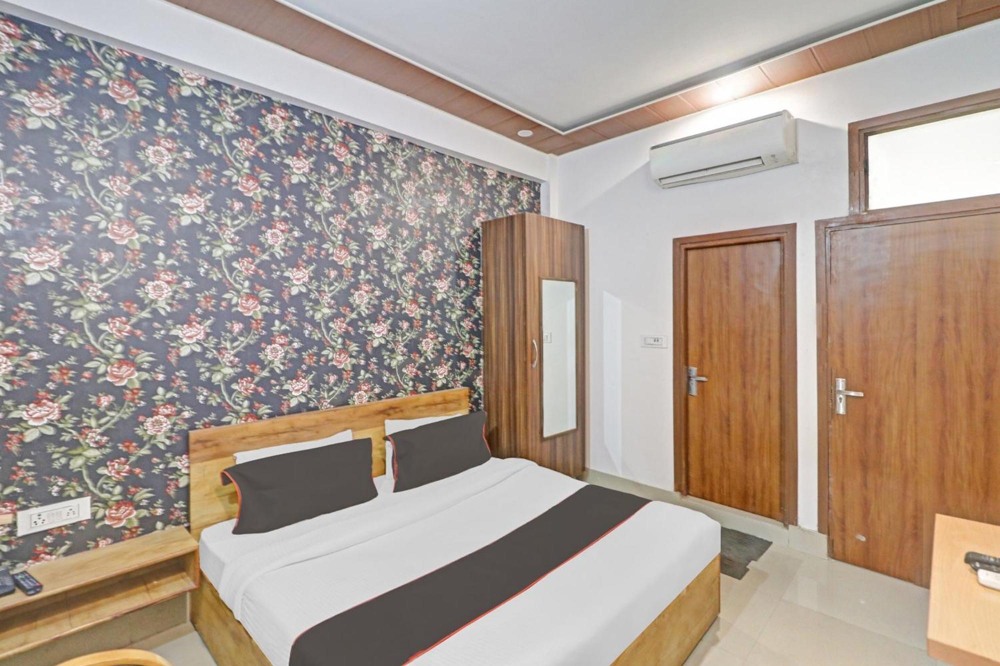 Hotel O Star Ki Nové Dillí Exteriér fotografie